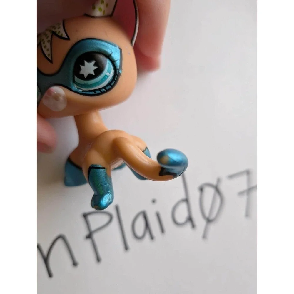 Littlest Pet Shop LPS 2009 SDCC Comic Con Exclusive Superhero Cat POW!
